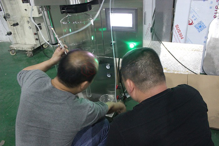 小型噴霧干燥機采用的技術有哪些方面？